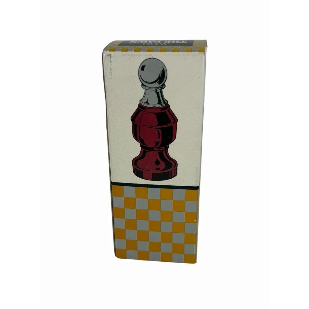 Vintage Avon The Pawn Chess Piece Wild Country After Shave 3 fl oz w/ Box